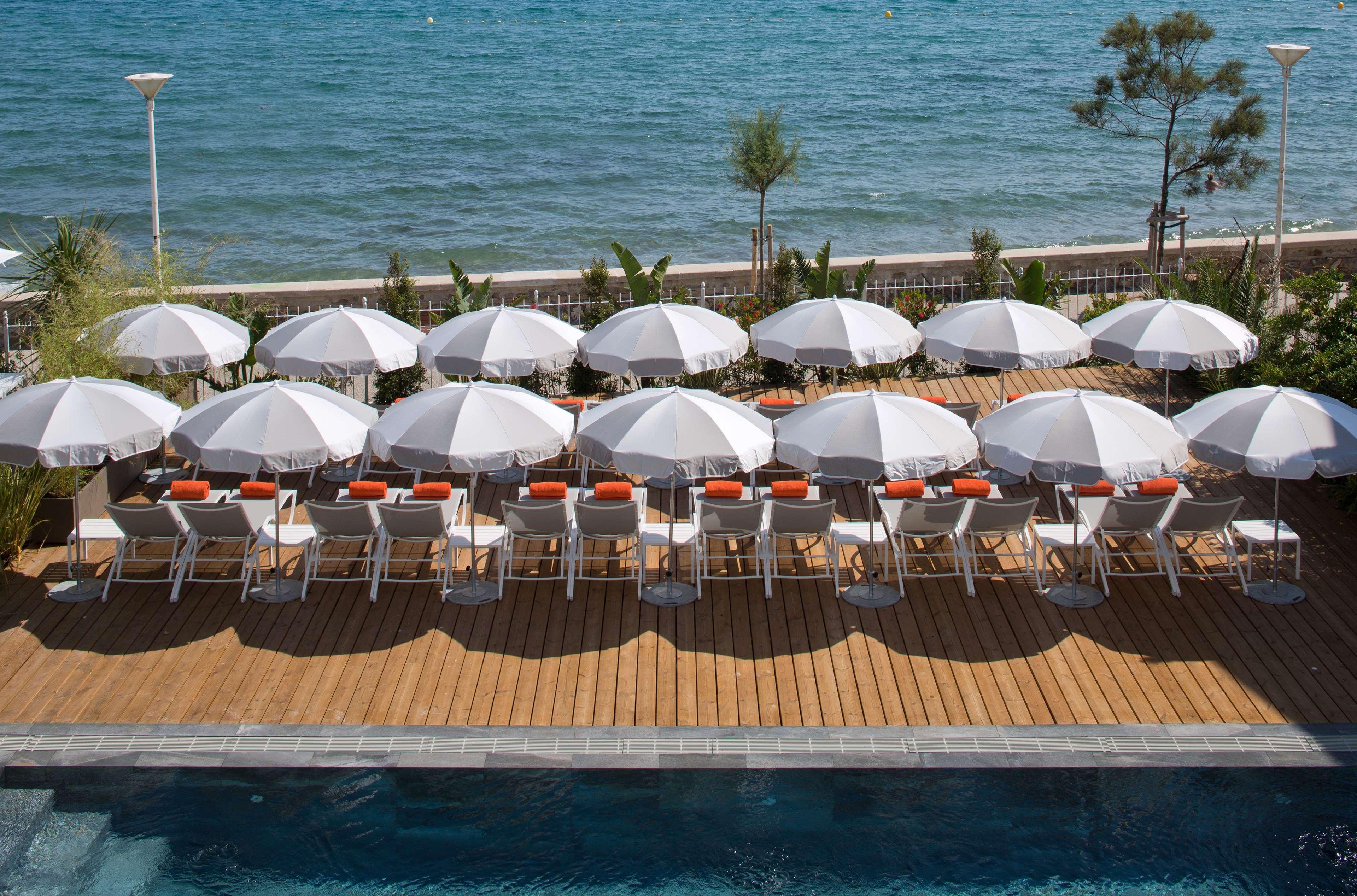 Grand Hotel Des Sablettes Plage, Curio Collection By Hilton La Seyne-sur-Mer Buitenkant foto