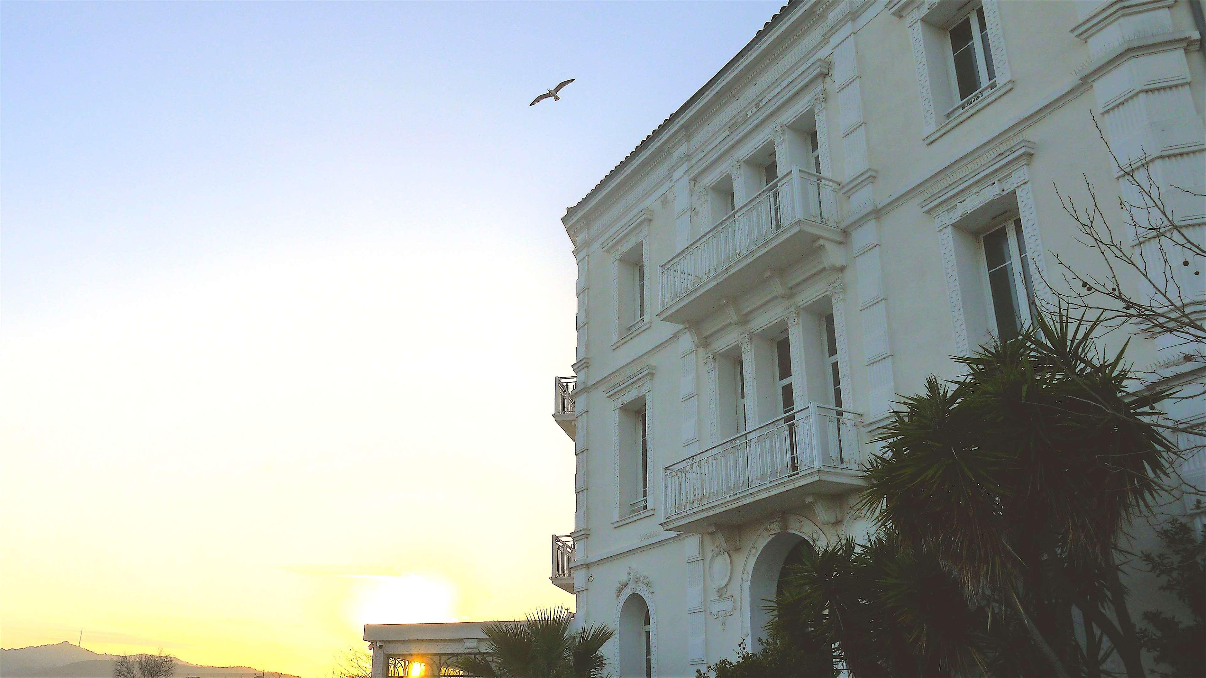 Grand Hotel Des Sablettes Plage, Curio Collection By Hilton La Seyne-sur-Mer Buitenkant foto