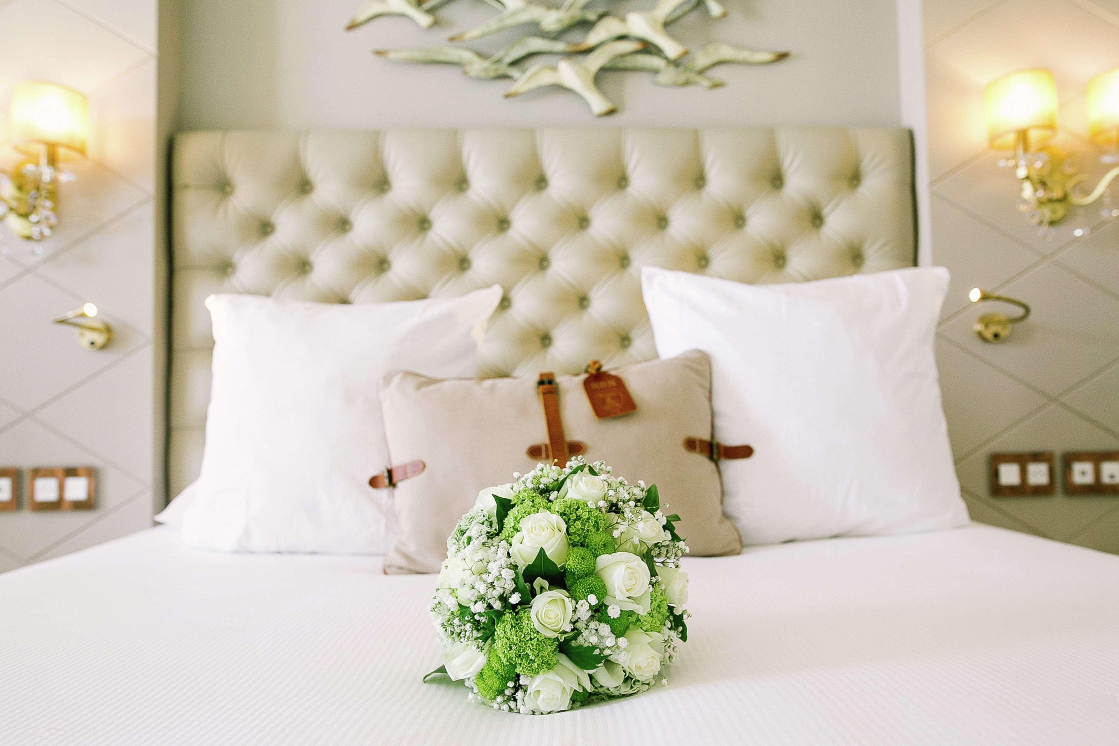 Grand Hotel Des Sablettes Plage, Curio Collection By Hilton La Seyne-sur-Mer Buitenkant foto