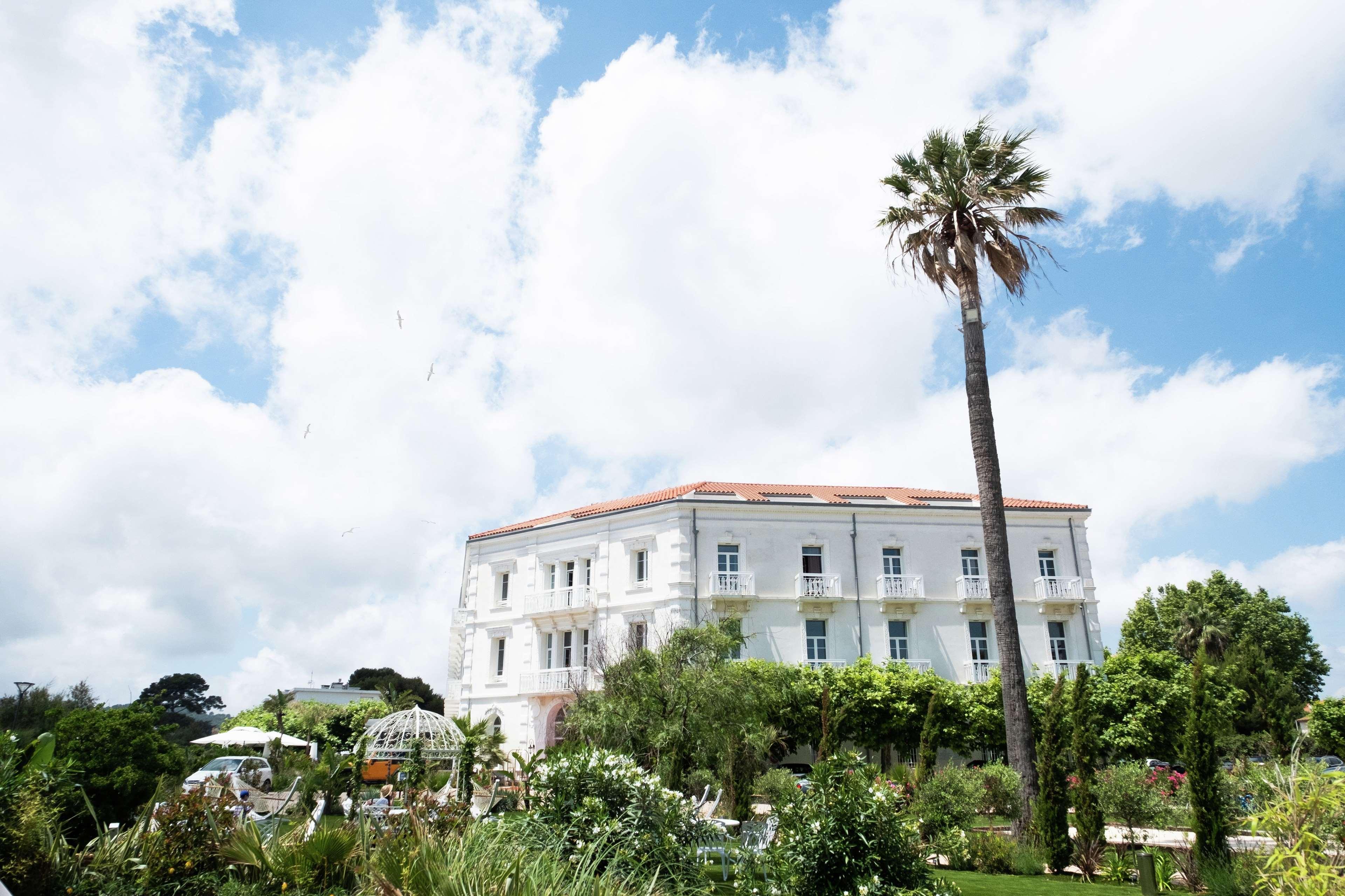 Grand Hotel Des Sablettes Plage, Curio Collection By Hilton La Seyne-sur-Mer Buitenkant foto