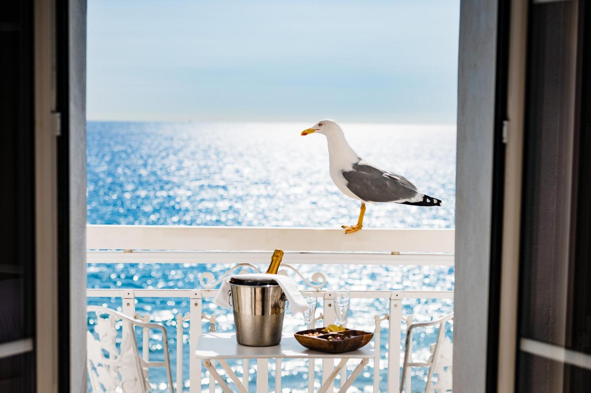 Grand Hotel Des Sablettes Plage, Curio Collection By Hilton La Seyne-sur-Mer Buitenkant foto